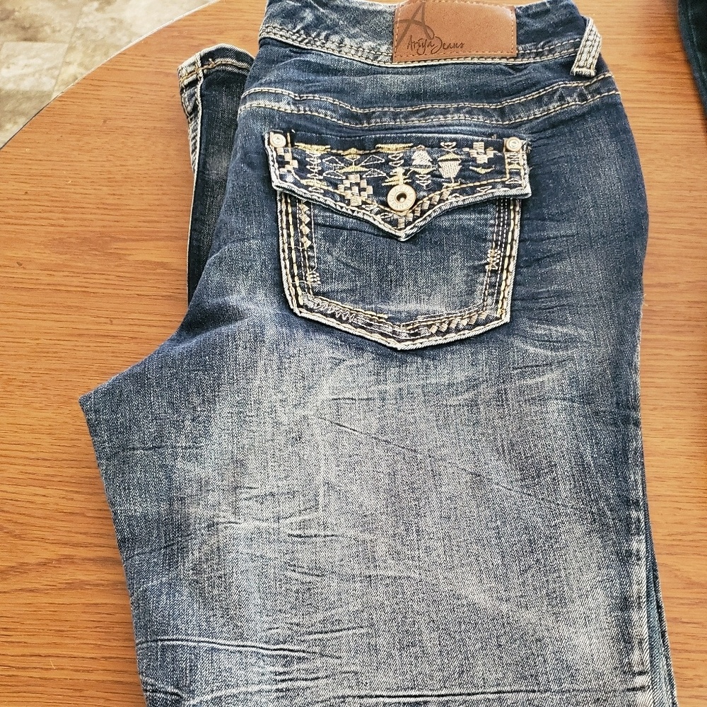 Jeans
